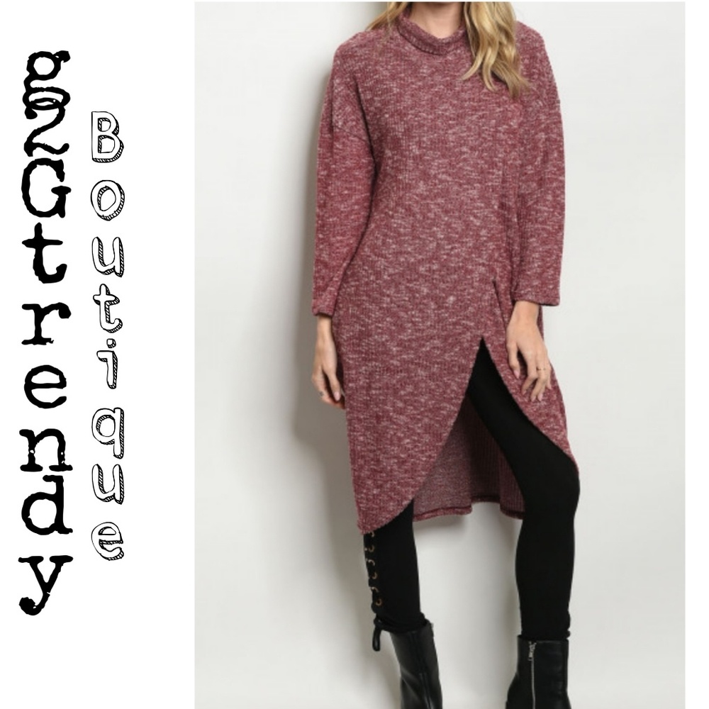 CLEARANCE🏃‍♀️2 left🏃‍♀️Burgundy sweater